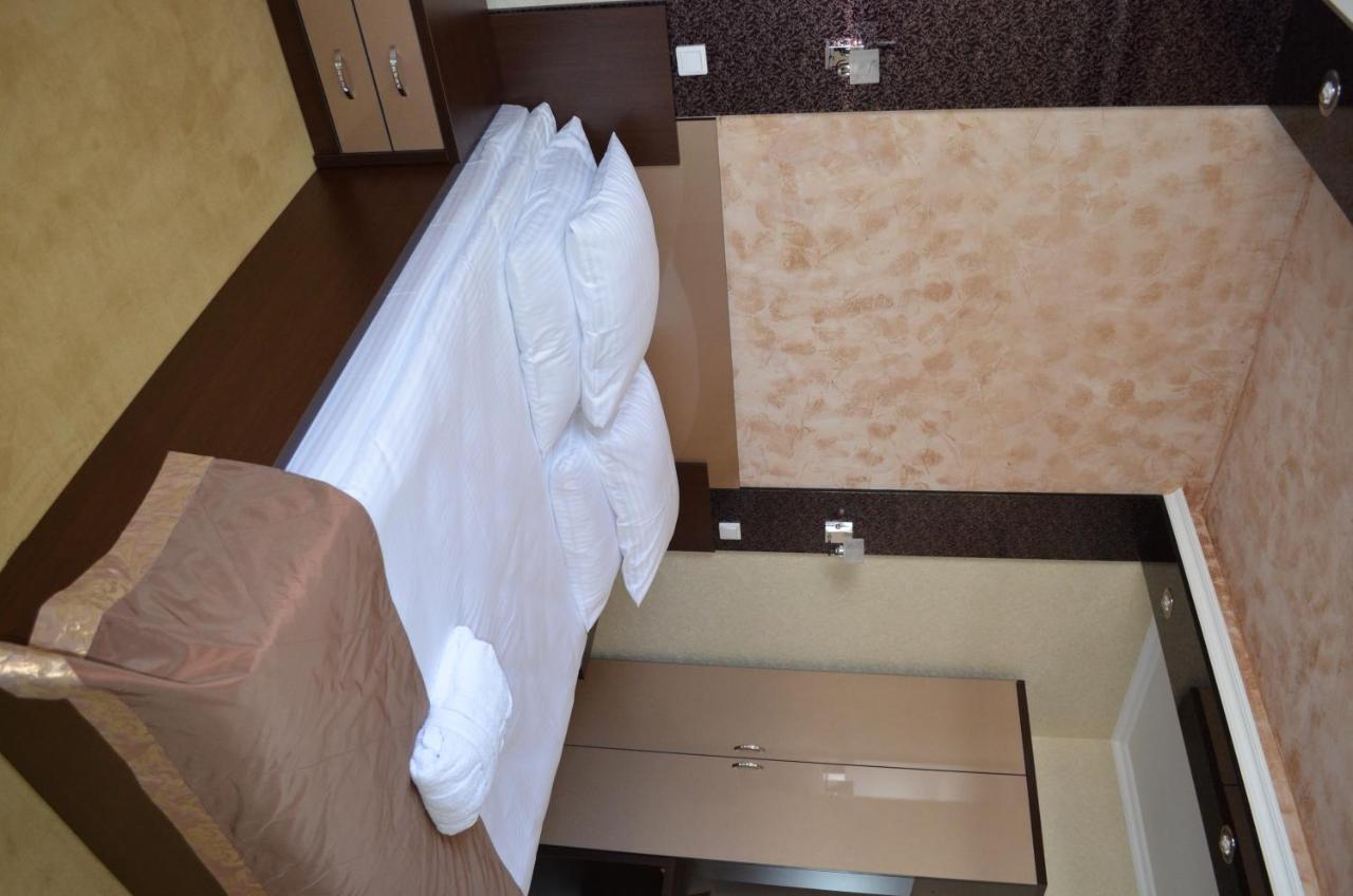 Mereke Hotel Ustʼ-Kamenogorsk 외부 사진