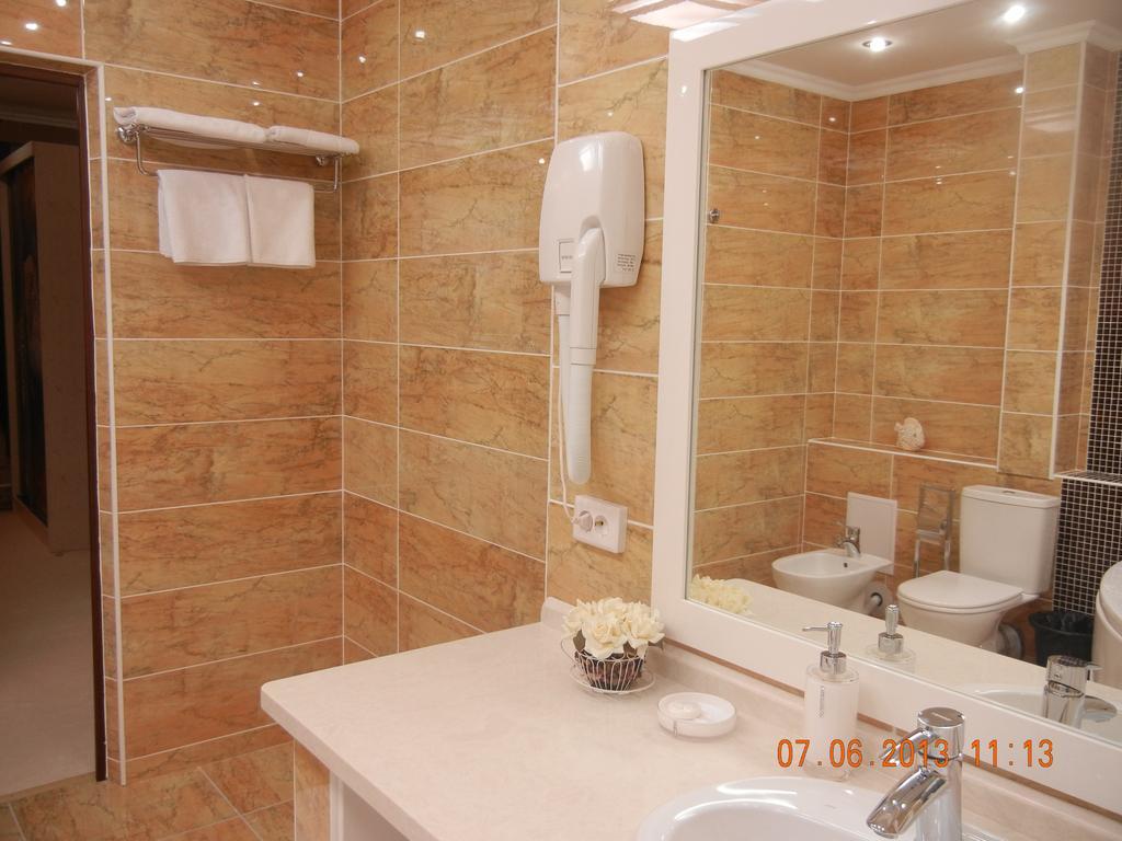 Mereke Hotel Ustʼ-Kamenogorsk 객실 사진