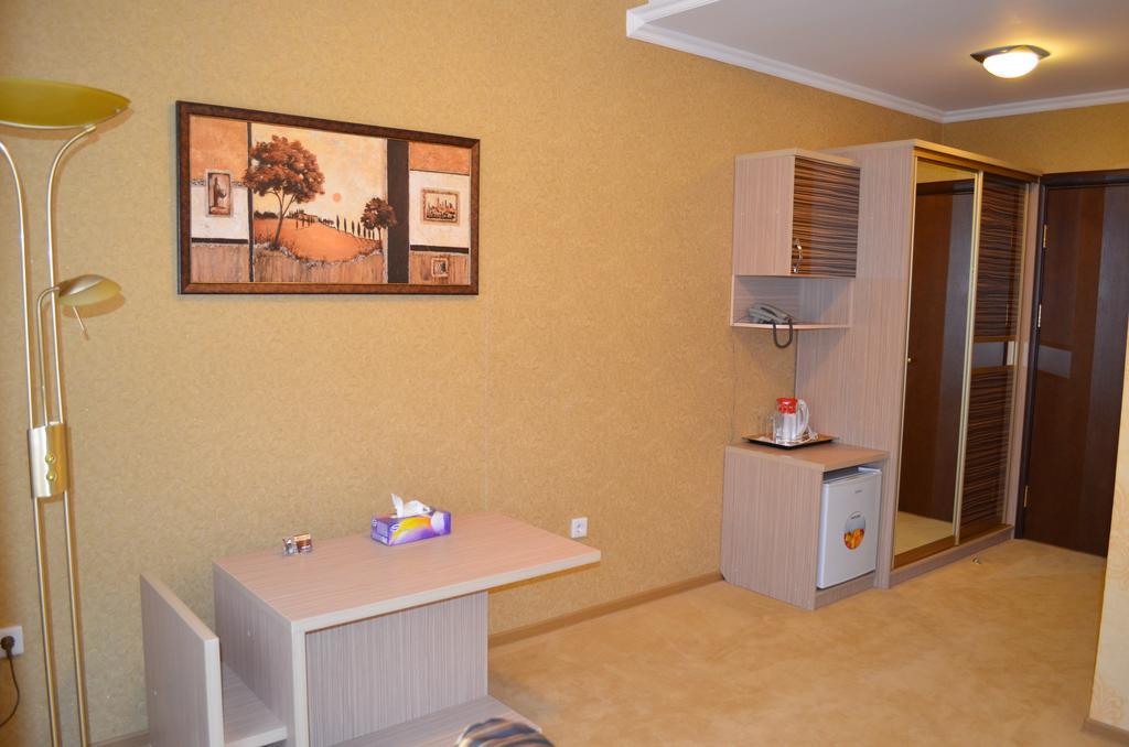 Mereke Hotel Ustʼ-Kamenogorsk 객실 사진