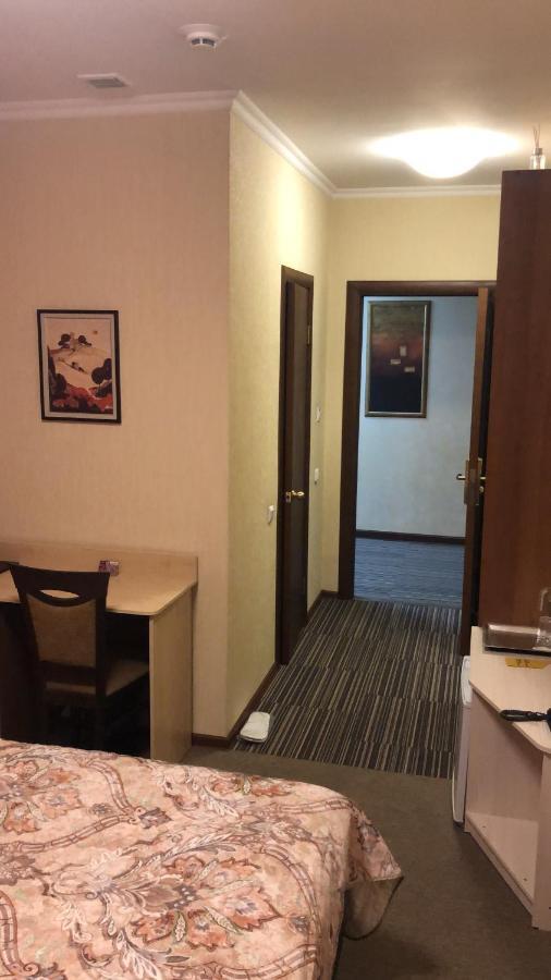 Mereke Hotel Ustʼ-Kamenogorsk 외부 사진